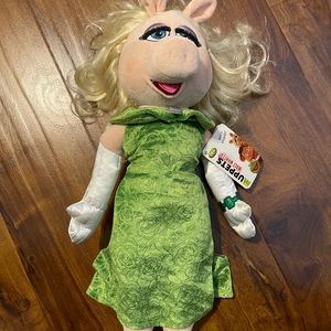 Miss Piggy muppets most wanted stuffed doll - 19” - green dress